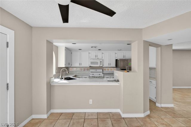 966 PACK SADDLE Court, Henderson, NV 89014