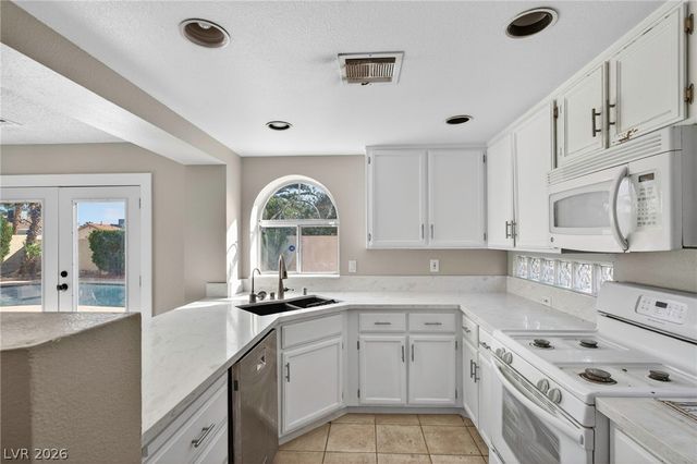 966 PACK SADDLE Court, Henderson, NV 89014