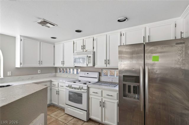 966 PACK SADDLE Court, Henderson, NV 89014