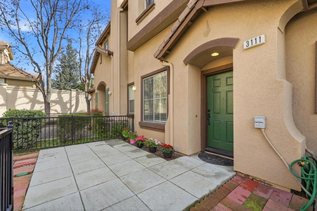 Image 3 of property listing at 3111 White Riesling Place, San Jose, CA 95135
