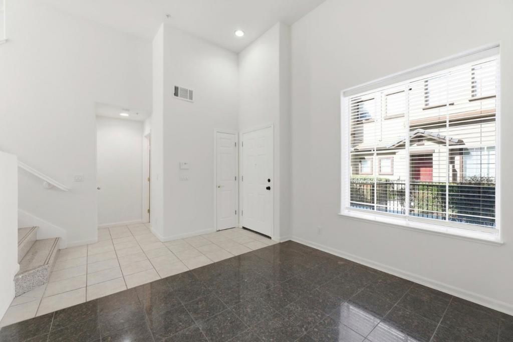 Image 8 of property listing at 3111 White Riesling Place, San Jose, CA 95135