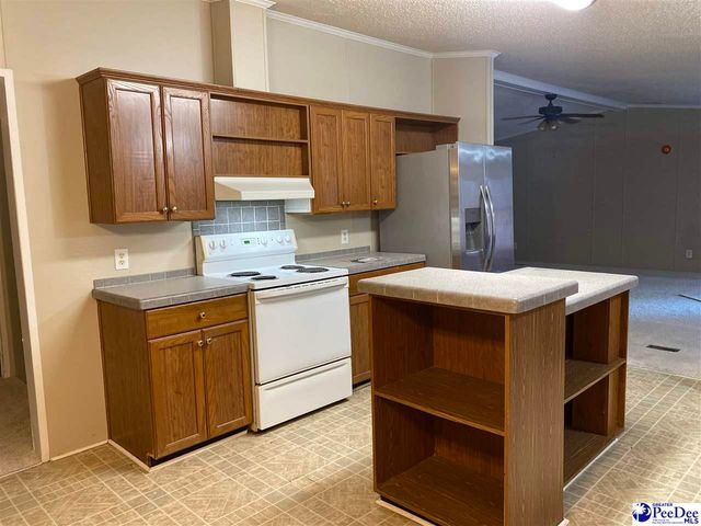 1055 Sugar Creek Cir, Florence, SC 29501