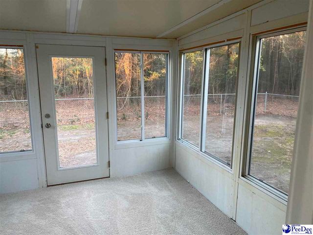 1055 Sugar Creek Cir, Florence, SC 29501