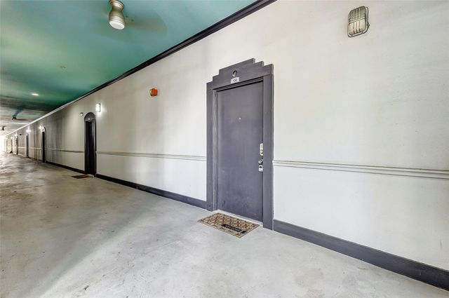 1441 East Street 108, Houston, TX 77007