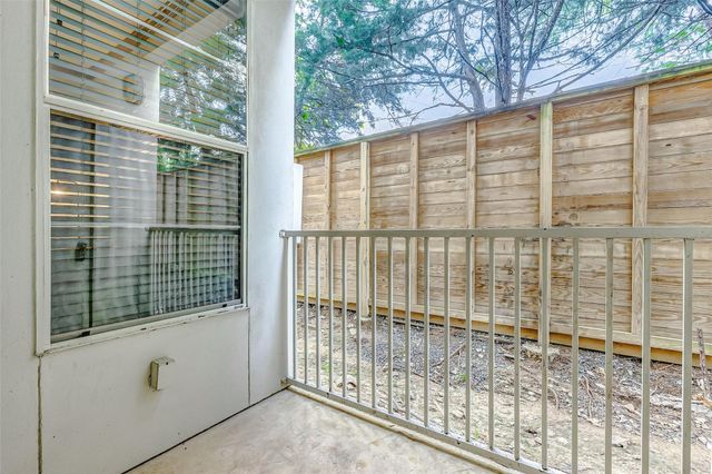 1441 East Street 108, Houston, TX 77007