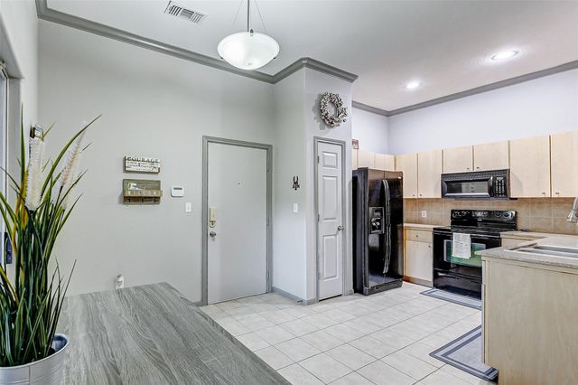 1441 East Street 108, Houston, TX 77007