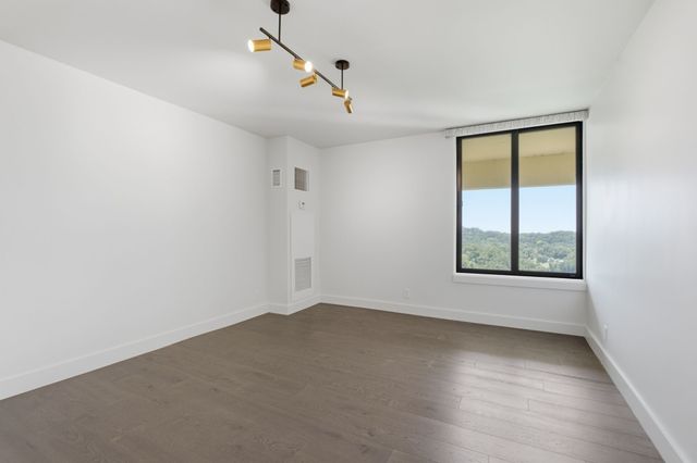 6666 Brookmont Ter Apt 1102, Nashville, TN 37205