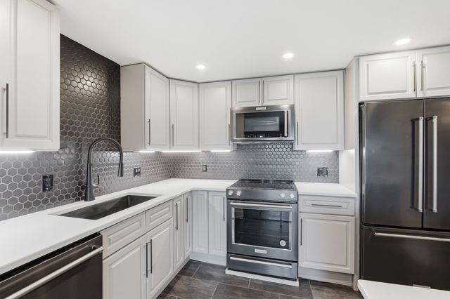 6666 Brookmont Ter Apt 1102, Nashville, TN 37205