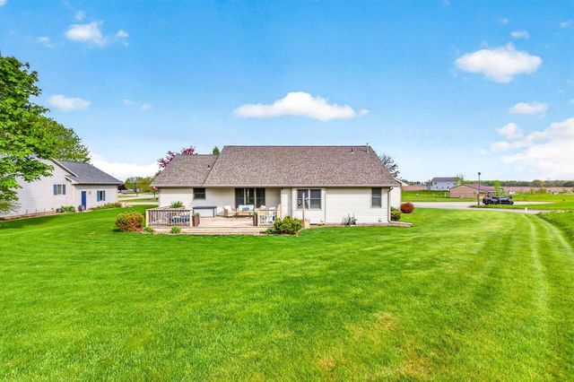 220 EAST RIDGE STREET, New London, WI 54961