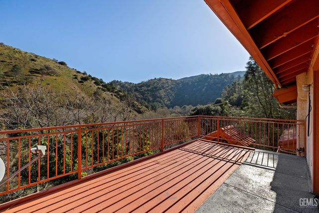 19182 Caliente Creek Road, Caliente, CA 93518