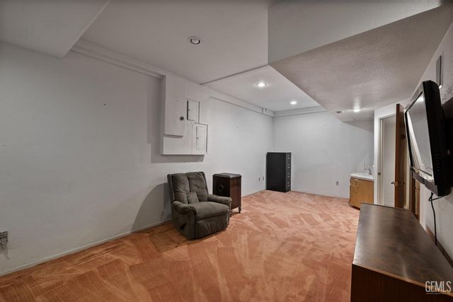 19182 Caliente Creek Road, Caliente, CA 93518