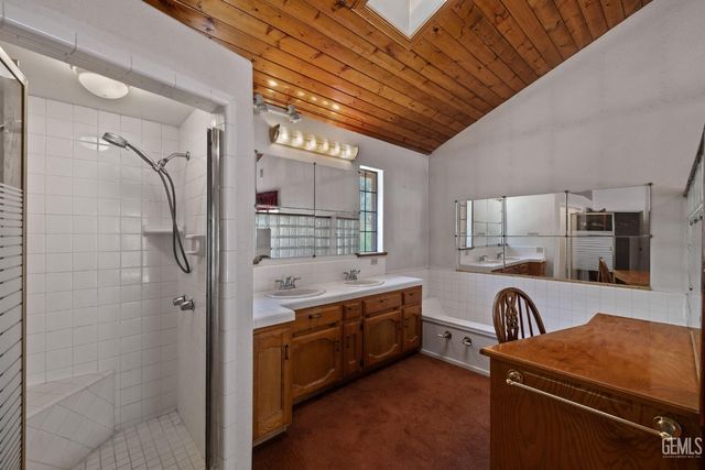 19182 Caliente Creek Road, Caliente, CA 93518