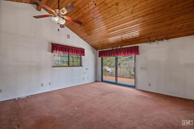 19182 Caliente Creek Road, Caliente, CA 93518