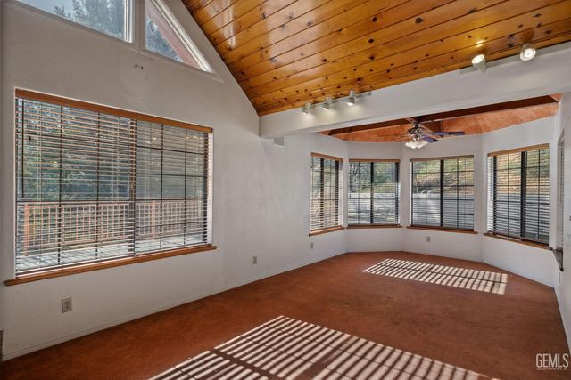 19182 Caliente Creek Road, Caliente, CA 93518