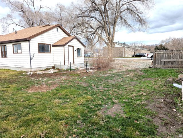 348 E MAIN ST, Grantsville, UT 84029