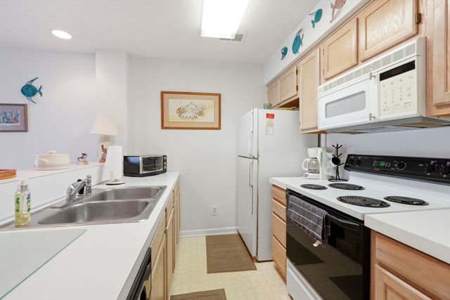 1900 Duffy St Unit E5, North Myrtle Beach, SC 29582