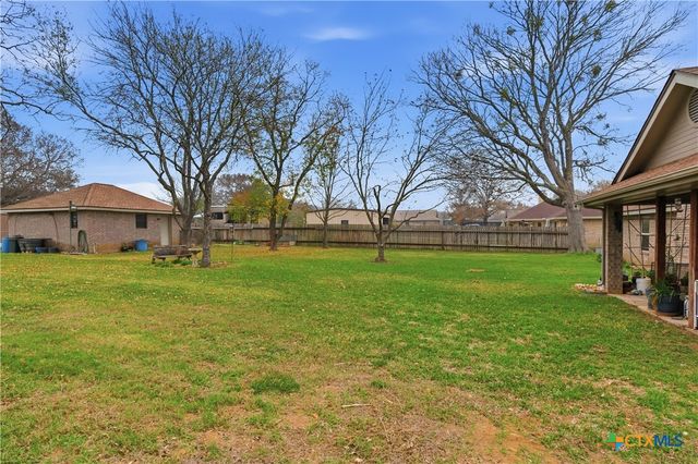 127 Santa Fe Ridge, Seguin, TX 78155