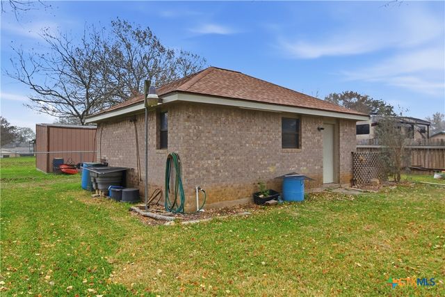 127 Santa Fe Ridge, Seguin, TX 78155