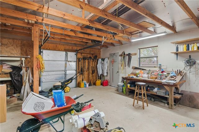 127 Santa Fe Ridge, Seguin, TX 78155