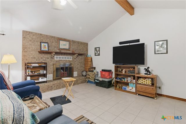 127 Santa Fe Ridge, Seguin, TX 78155