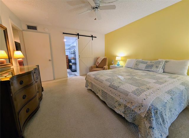 3564 LAKE BAYSHORE DRIVE K-203, Bradenton, FL 34205