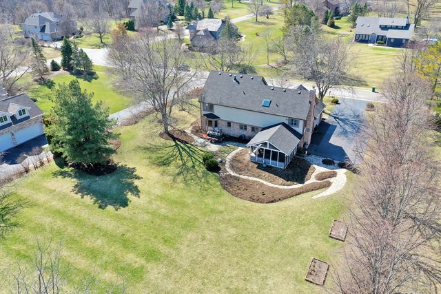 4 Shenandoah Lane, Hawthorn Woods, IL 60047