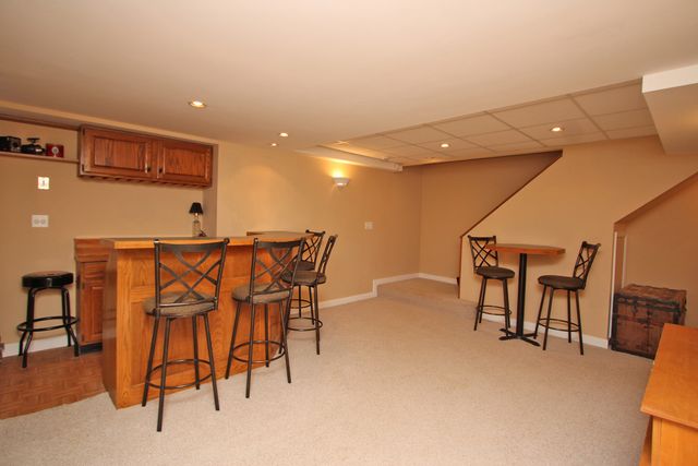 4 Shenandoah Lane, Hawthorn Woods, IL 60047