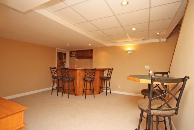 4 Shenandoah Lane, Hawthorn Woods, IL 60047