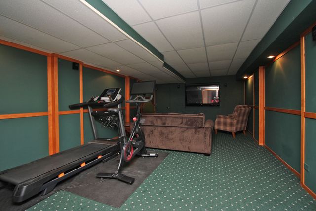 4 Shenandoah Lane, Hawthorn Woods, IL 60047