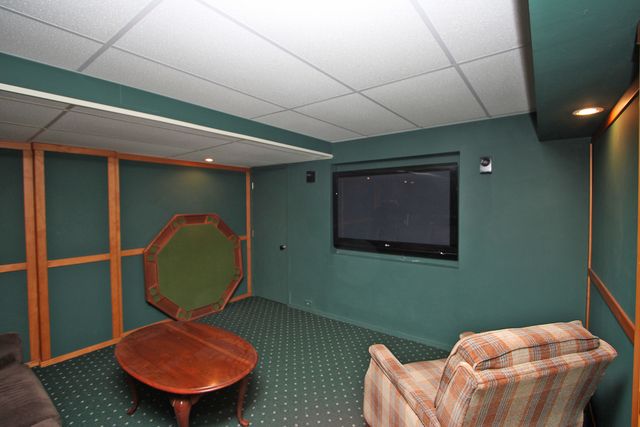 4 Shenandoah Lane, Hawthorn Woods, IL 60047