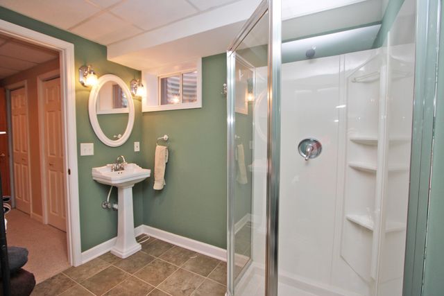 4 Shenandoah Lane, Hawthorn Woods, IL 60047