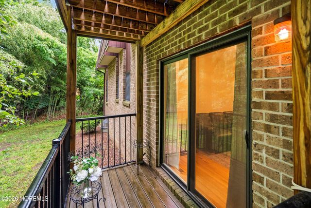 13 Ginger Court, Eatontown, NJ 07724