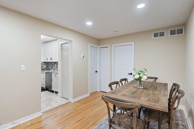 13 Ginger Court, Eatontown, NJ 07724
