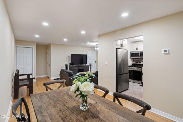 13 Ginger Court, Eatontown, NJ 07724