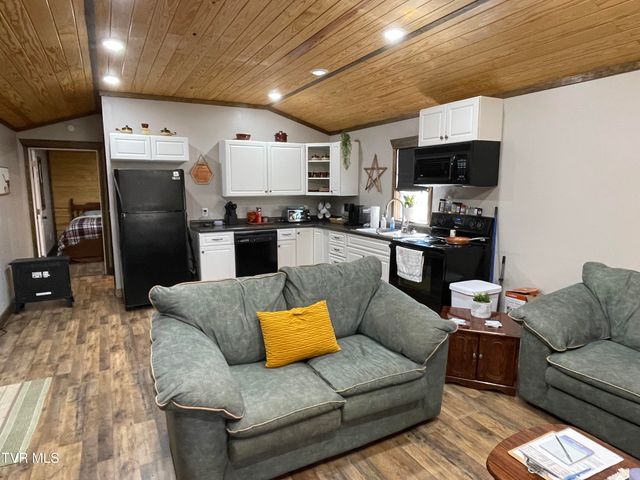 229 Grigsby School Road, Rogersville, TN 37857