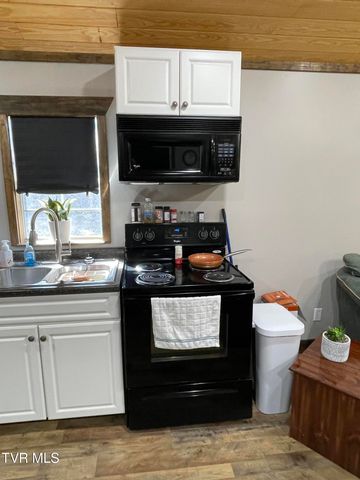 229 Grigsby School Road, Rogersville, TN 37857