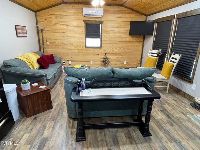 229 Grigsby School Road, Rogersville, TN 37857