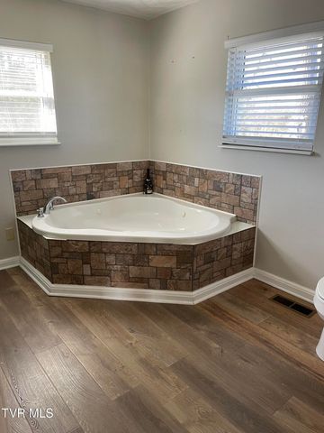 229 Grigsby School Road, Rogersville, TN 37857