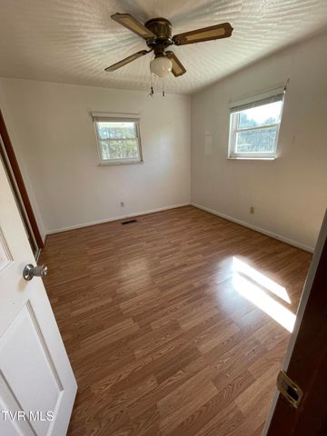 229 Grigsby School Road, Rogersville, TN 37857