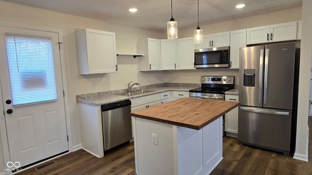 3823 Ireland Drive, Indianapolis, IN 46235