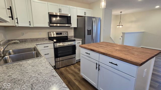 3823 Ireland Drive, Indianapolis, IN 46235