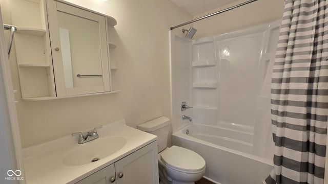 3823 Ireland Drive, Indianapolis, IN 46235