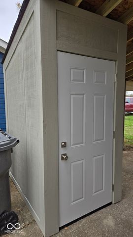 3823 Ireland Drive, Indianapolis, IN 46235