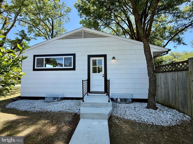 4401 ANNTANA AVE, Baltimore, MD 21206
