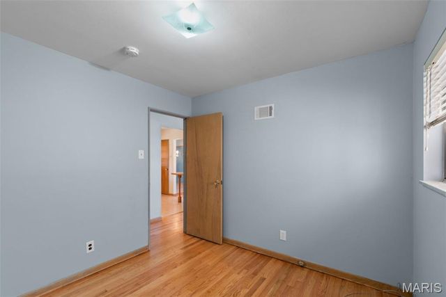 8816 Bridgeport Avenue, Brentwood, MO 63144