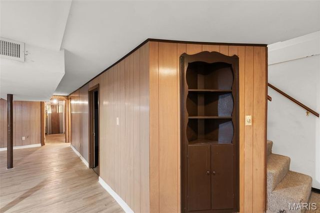 8816 Bridgeport Avenue, Brentwood, MO 63144