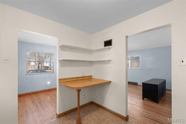 8816 Bridgeport Avenue, Brentwood, MO 63144