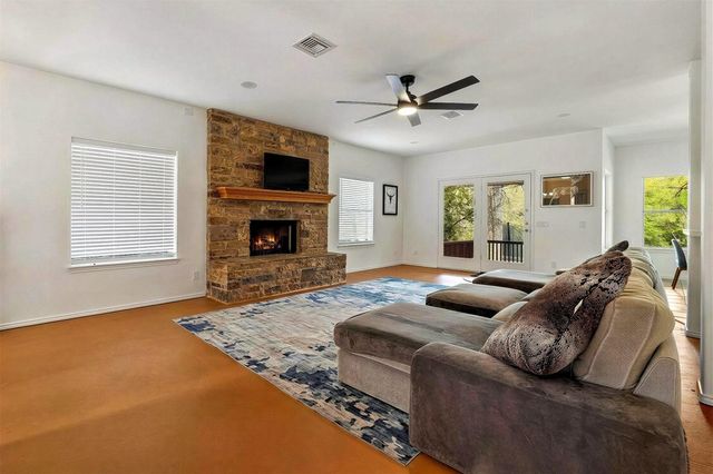 13500 Copper Hills DR, Manchaca, TX 78652