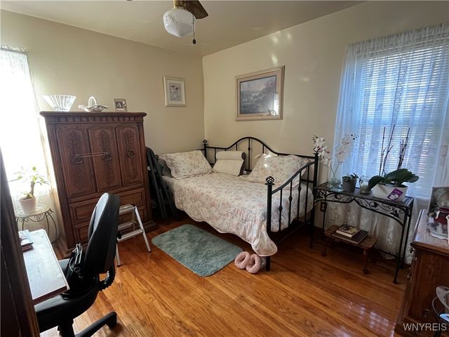 550 78th Street, Niagara Falls, NY 14304