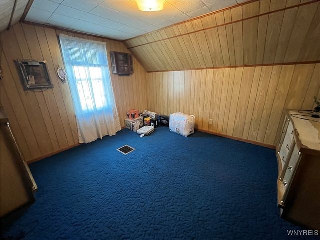 550 78th Street, Niagara Falls, NY 14304